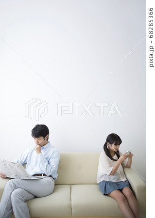 仲が悪い親子 仲が悪い親子 68285366