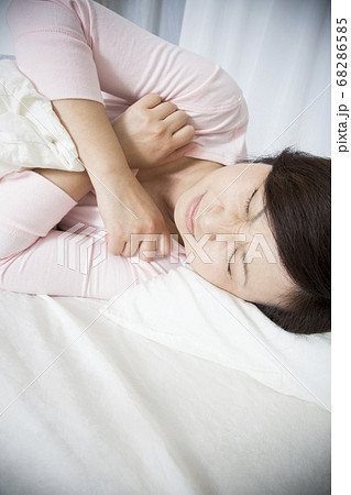 睡眠障害の女性 睡眠障害の女性 68286585