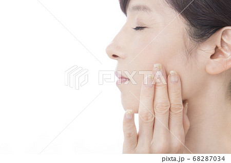 スキンケアイメージ 68287034