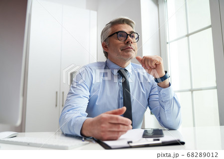 Focus on patients of the clinic is a general principle 68289012