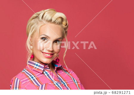 Perfect retro woman smiling. Pinup girl closeup 68291271