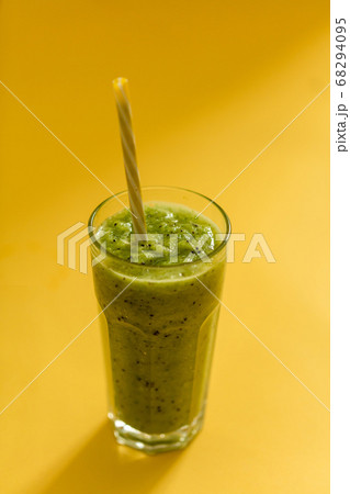 morning with fresh beverage. close up photo morning with fresh beverage. close up photo 68294095