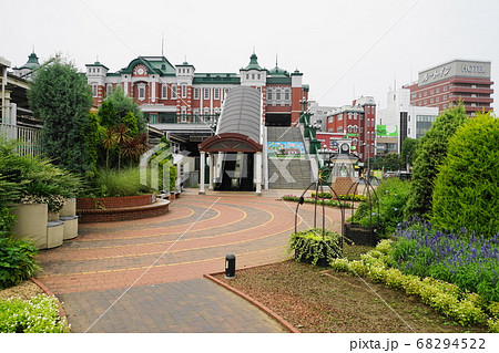 8月 深谷140深谷駅(新装)と駅前広場 8月 深谷140深谷駅(新装)と駅前広場 68294522