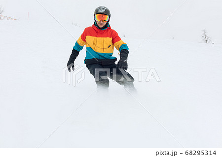 active sportsman learning the shuss. active sportsman learning the shuss. 68295314