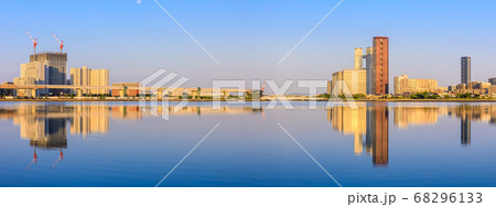 御島水域の朝風景(香椎海岸遊歩道 アイランドシティ) パノラマ 【福岡市東区】 御島水域の朝風景(香椎海岸遊歩道 アイランドシティ) パノラマ 【福岡市東区】 68296133