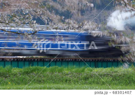 鳥取 四季の散歩 春 若桜鉄道 鳥取 四季の散歩 春 若桜鉄道 68301407