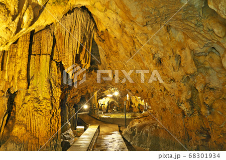 【満奇洞】 岡山県新見市豊永赤馬 68301934