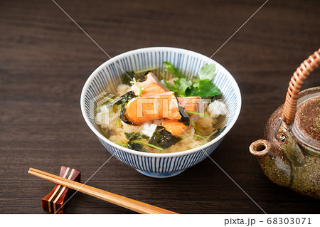 鮭茶漬け 68303071