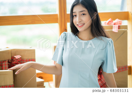 woman on the birthday party woman on the birthday party 68303131