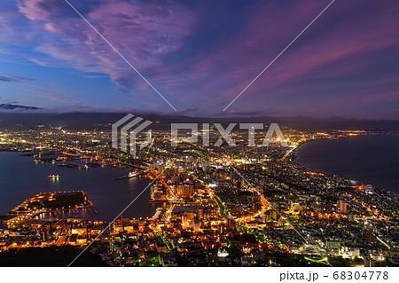 函館山から見る函館市街 68304778