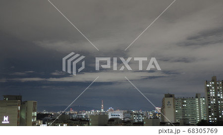 夏空 夜空 アパート 68305769