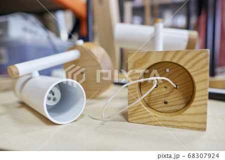 Manufacture of fixtures, modern lamp, combination of metal and wood 68307924