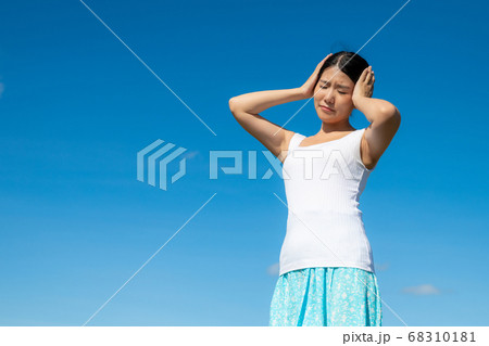 女性の健康イメージ 夏 68310181