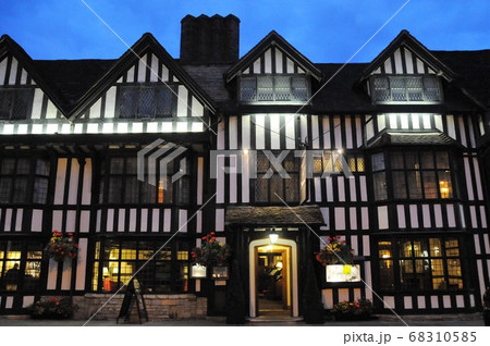 イギリス、ストラトフォード・アポン・エイヴォン、シェイクスピア・ホテル イギリス、ストラトフォード・アポン・エイヴォン、シェイクスピア・ホテル 68310585