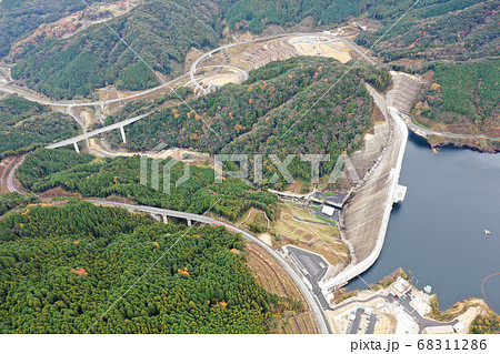 五ヶ山ダム湖の上空から 五ヶ山ダム湖の上空から 68311286