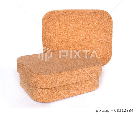 Box made of cork. Wooden Gift Box, Isolated on whit background Box made of cork. Wooden Gift Box, Isolated on whit background 68312334