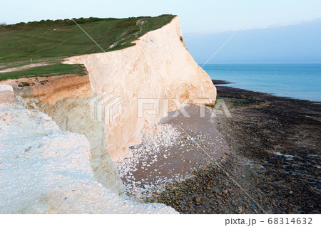 White cliffs in Seaford in evening sunset 68314632