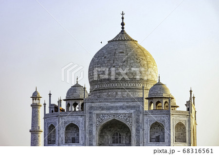 Picture of Crown of the Palaces - Taj Mahal in Agra, Uttar Pradesh, India 68316561