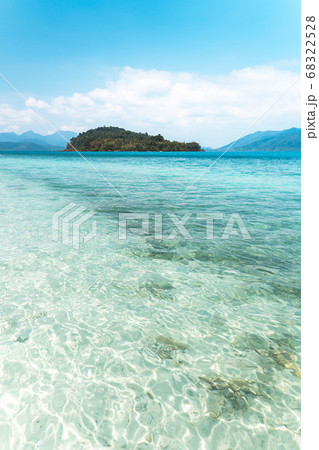 Clear water on the island,Bright blue sea and Clear water on the island,Bright blue sea and 68322528