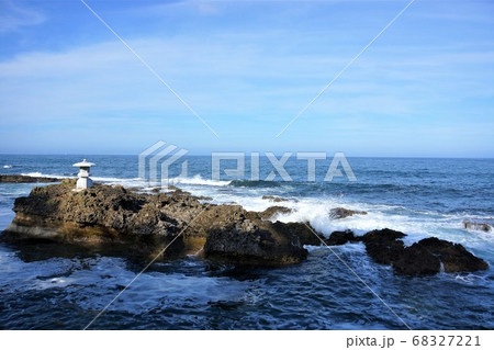 北茨城・五浦海岸ジオサイト～青空と白波と奇岩岩礁の絶景スポット(2) 68327221