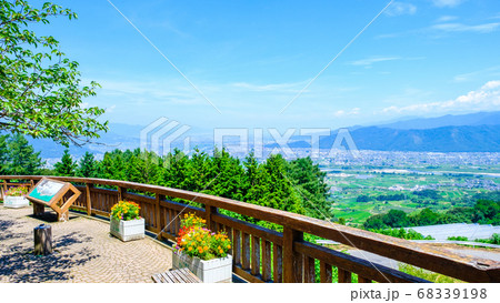 千曲川展望公園の風景（夏） 68339198