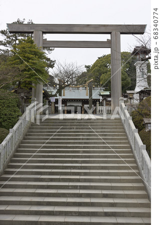 伊勢山皇大神宮　大注連柱 68340774