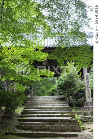 書写山円教寺の仁王門 書写山円教寺の仁王門 68340916
