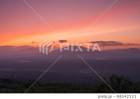 斜里岳染まる 斜里岳染まる 68342521