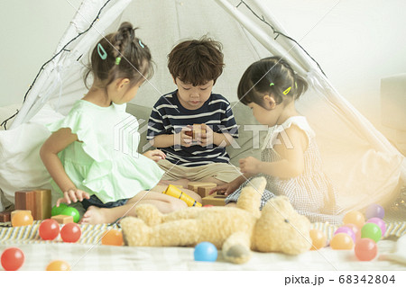 男 男性 男の子 68342804