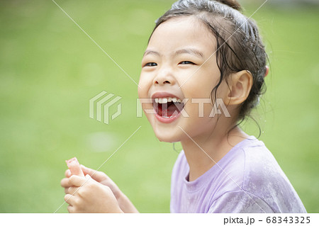 女性 女 女の子 68343325