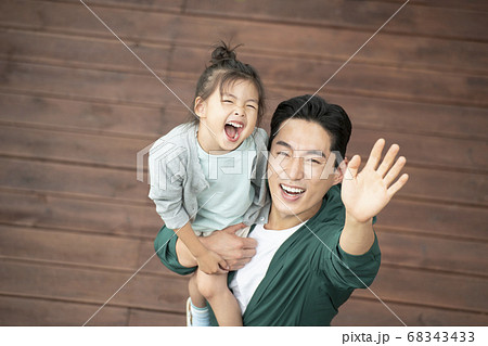 お父さん 父 パパ 68343433