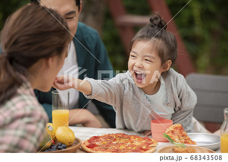 韓国人 娘 家族 68343508