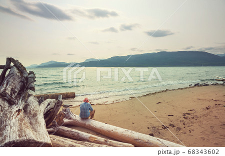 Bella Coola 68343602