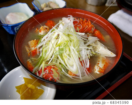 道東名物・花咲ガニの鉄砲汁 道東名物・花咲ガニの鉄砲汁 68345390