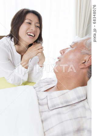 在宅介護 在宅介護 68348076