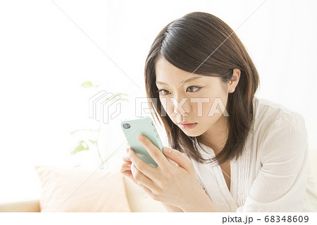 スマホ中毒 スマホ中毒 68348609
