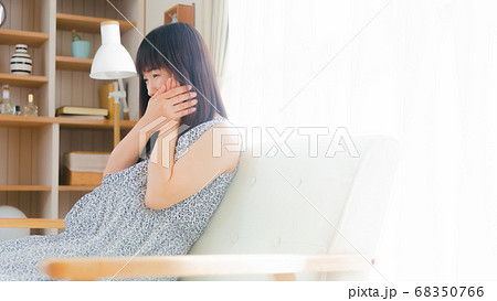 頬を抑える妊婦 虫歯など 16:9 頬を抑える妊婦 虫歯など 16:9 68350766