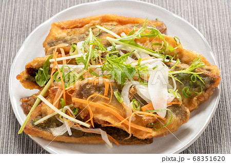 あじ(真アジ)の南蛮漬け。 あじ(真アジ)の南蛮漬け。 68351620