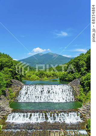 不忘山と横川砂防ダム 七ヶ宿町 不忘山と横川砂防ダム 七ヶ宿町 68354864