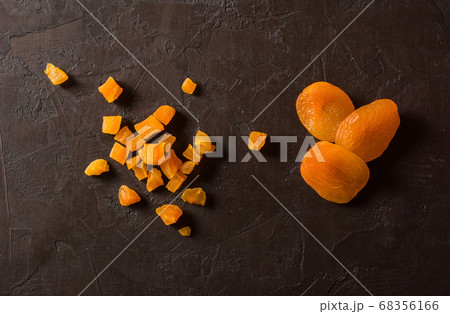 Delicious and healthy dried apricots. Freshly 68356166