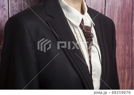 Man in suit Man in suit 68359076