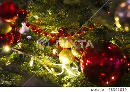 The Christmas tree on one of the central streets of Moscow, decorated for Christmas.Festive illumination for New Year and Christmas holidays. The Christmas tree on one of the central streets of Moscow, decorated for Christmas.Festive illumination for New Year and Christmas holidays. 68361859