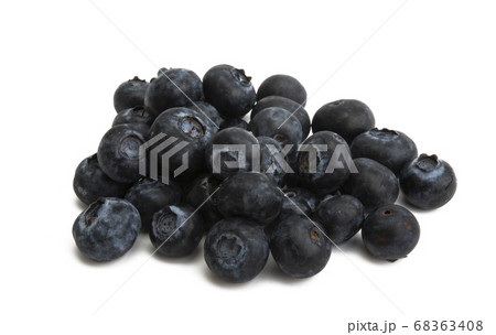 blueberry isolated 68363408