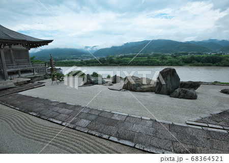 枯山水庭園 68364521