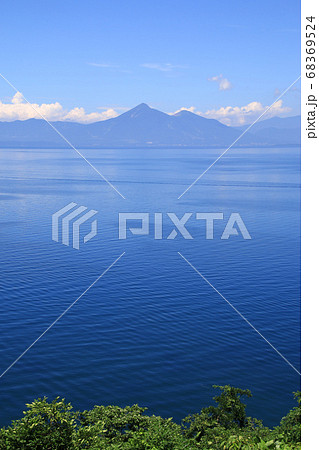 猪苗代湖と磐梯山(福島県・郡山市) 猪苗代湖と磐梯山(福島県・郡山市) 68369524