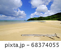 石垣島の綺麗な海 68374055