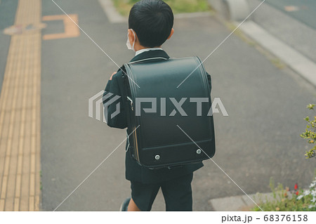 6 years old 68376158