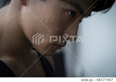 男性のポートレート 男性のポートレート 68377487