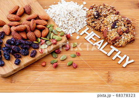 オートミールクッキー　HEALTHY 68378323