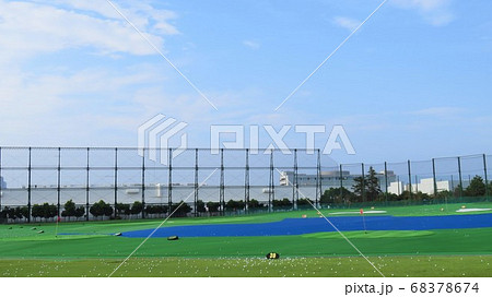 ゴルフ練習場 68378674